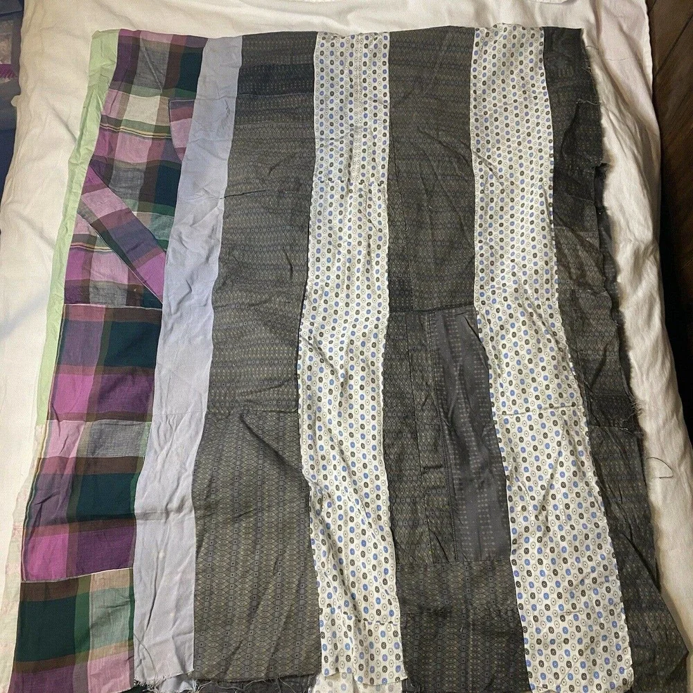 Vintage Start of a quilt project hand pieced 83